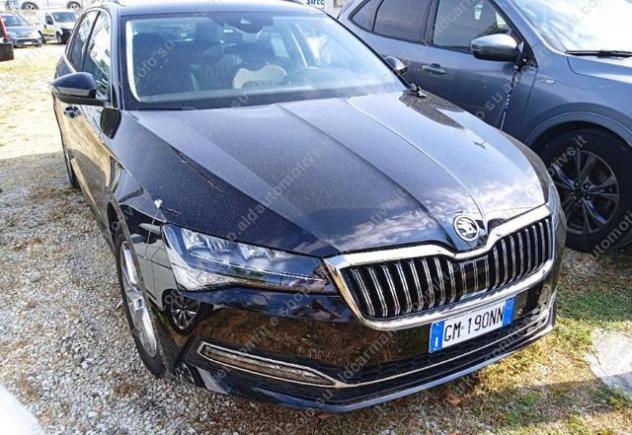 SKODA Superb 2.0 TDI EVO 150 CV SCR DSG Wagon Style rif. 24035104 - Foto 2