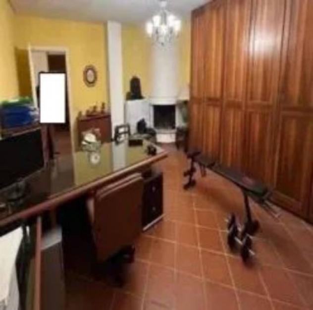 Immobile in asta di 1377 m² con più di 5 locali e box auto in vendita a Palermo - Foto 2
