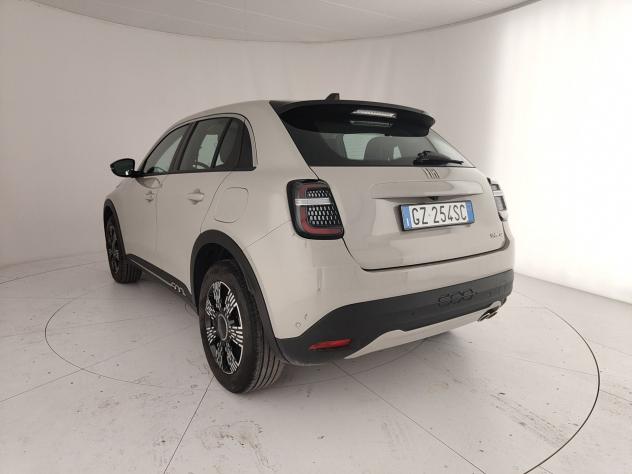FIAT 600 Hybrid Pop 1.2 Hybrid 145cv - Foto 9