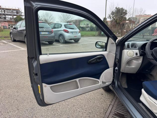 Fiat Punto 1.2 16V 3 porte Dynamic GPL - Foto 9