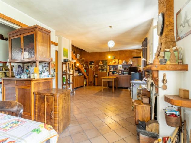 Vendita Casa Mandello del Lario con Giardino Privato 244