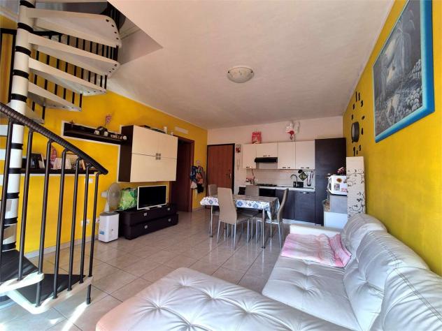 V005458 - RECENTE BILOCALE CON TERRAZZO ABITABILE - Foto 3
