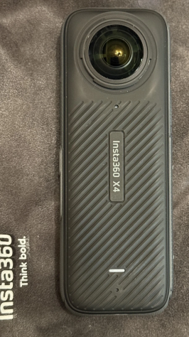 Insta360 X4 8K 360 Action Camera con custodia subacquea scheda 512GB tanti extra - Foto 4