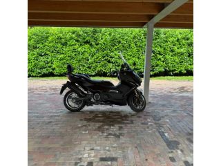 Yamaha TMAX 560 2025 – 1.200 km