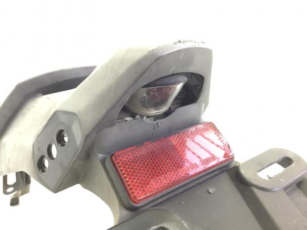 YAMAHA XENTER HW 150 PARAFANGO POSTERIORE PORTATARGA E STAFFA SUPPORTO 2012 2016 - Foto 2