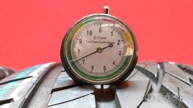 2 gomme 255 45 20 GENERAL A1790 - Foto 4