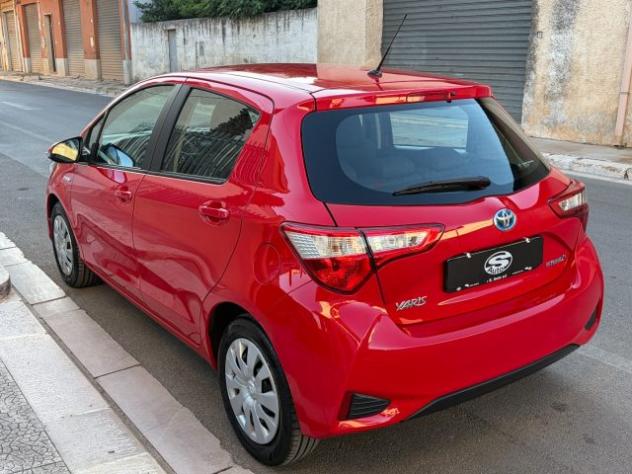 TOYOTA Yaris 1.5 Hybrid Cool rif. 23980738 - Foto 5