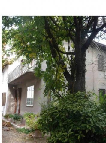 Immobile in asta di 759 m² con più di 5 locali e box auto in vendita a Concamarise - Foto 9