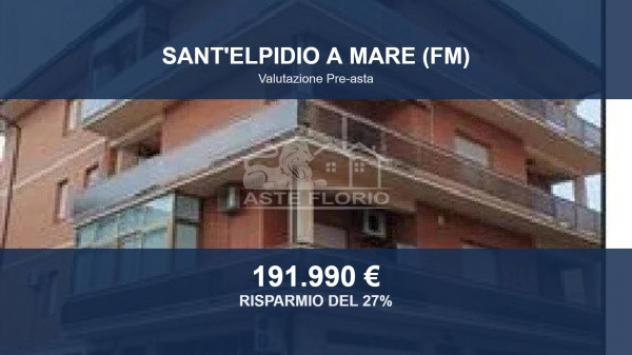 Immobile in asta di 345 m² con più di 5 locali e box auto in vendita a Sant'Elpidio a Mare