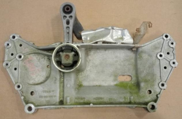 TELAIO AUSILIARIO ANT. VOLKSWAGEN GOLF 3 porte / 5 porte  Meccanica  Assale  Telaio  Assale ant. AUDI - A3 3 porte - 01-06-2003 - 01-06-2008, AUDI - A