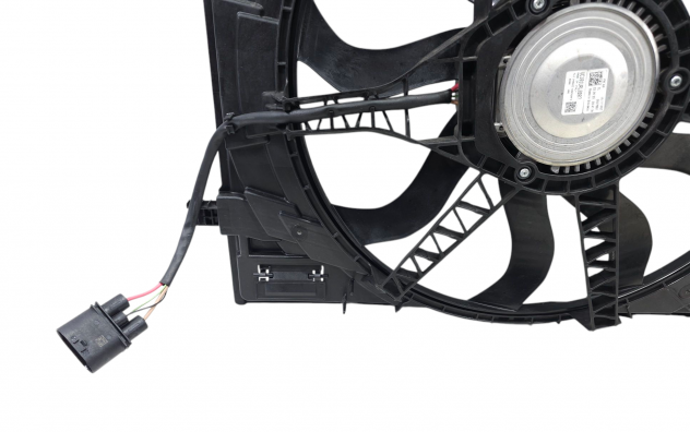 VENTOLA RADIATORE AUDI Q3 Serie (F3B) 5WA121203P DTS Diesel 2000 (18) - Foto 2
