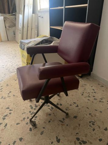 Sedia con braccioli ufficio vintage girevole con ruote bordeaux