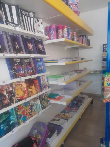 Stock merce e arredamento - Foto 8