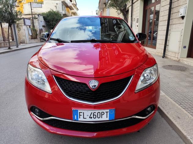 Lancia Ypsilon 1.3 MJT 95CV DIESEL GOLD - Foto 2