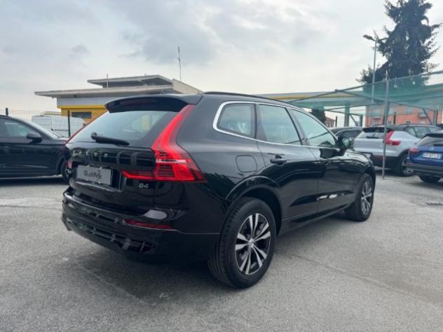 VOLVO XC60 B4 (d) AWD Geartronic Momentum rif. 23966615 - Foto 5