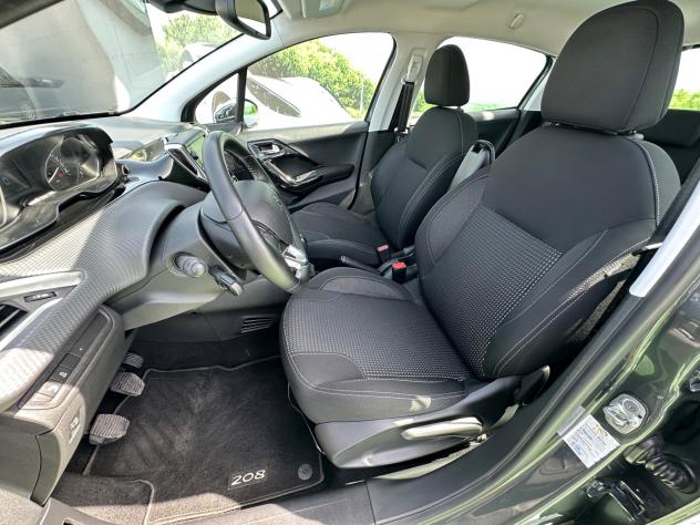 Peugeot 208 1.2 Puretech 82cv Allure 2016 - Foto 7