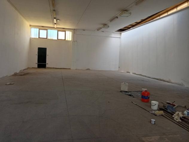Immobile di 220 m² con 1 locale in affitto a Novi di Modena - Foto 2