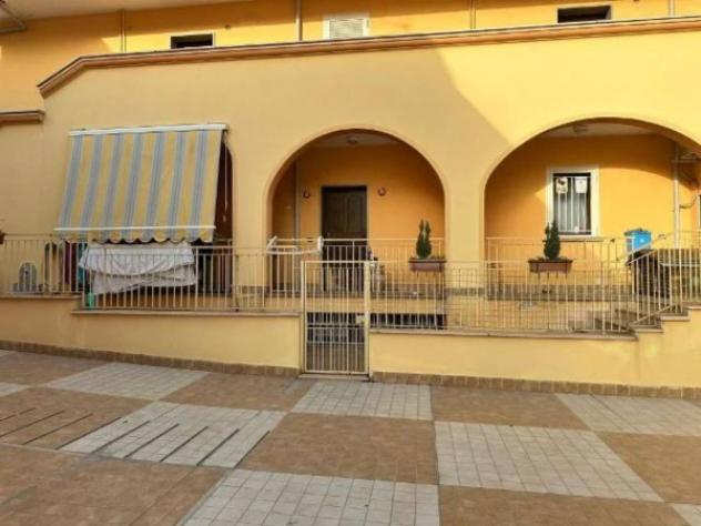 Immobile in asta di 116 m² con più di 5 locali in vendita a Caserta - Foto 3