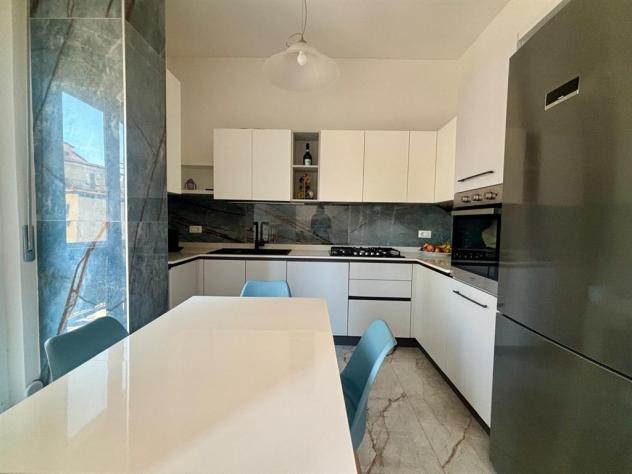 Appartamento di mq. 115 con cantina e posto auto coperto