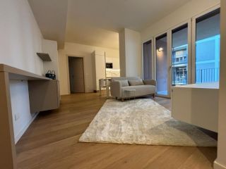 TRILOCALE DI LUSSO NUOVO ARREDATO  MAI ABITATO CON GARAGE DOPPIO
