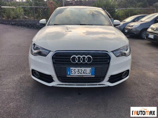 AUDI - A1 Sportback Sportback 1.6 tdi Ambition s-tronic - Foto 2