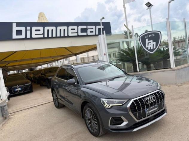 AUDI Q3 35 TDI quattro S tronic Identity Black i.m rif. 24093680