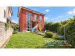 Villa unifamiliare o bifamiliare con giardino