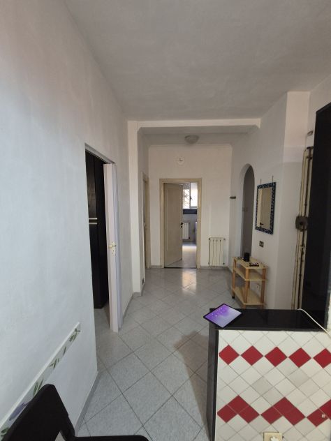 Arco di travertino - Via Tuscolana - Foto 7