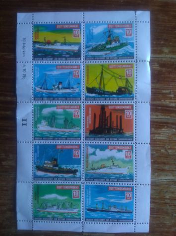 Un foglio di francobolli della Germania Ovest