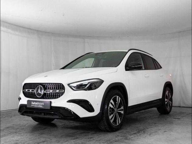 Mercedes-Benz GLA 200 d automatic