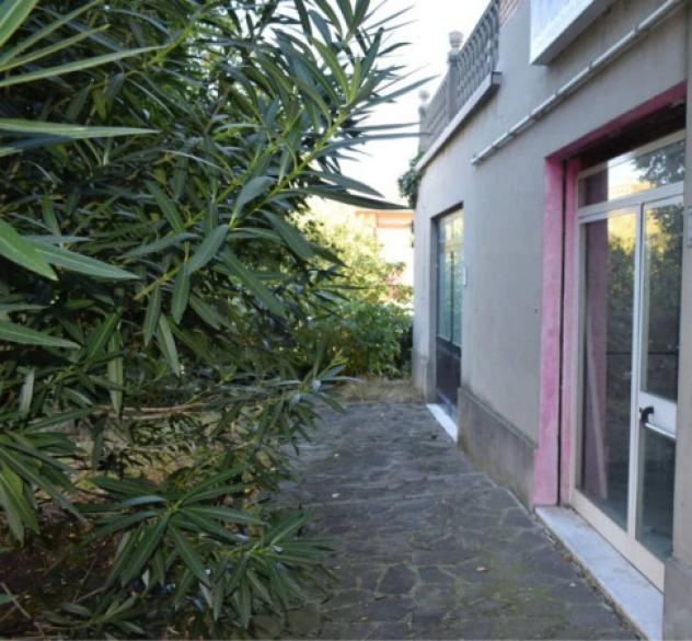Immobile in asta di 627 m² con più di 5 locali e box auto doppio in vendita a Castelvetro di Modena - Foto 3