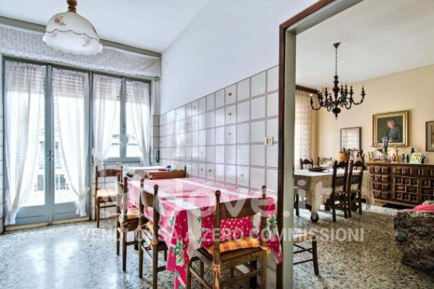 Casa indipendente di 630 m² con più di 5 locali in vendita a Gandino - Foto 10