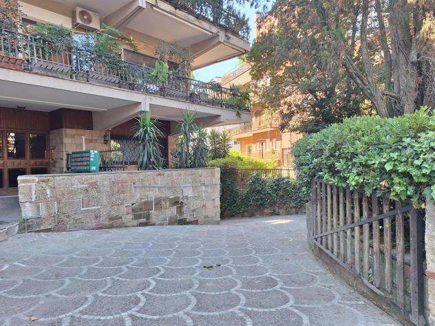 AMPIA METRATURA CON DOPPIO INGRESSO - Foto 16
