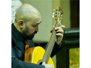 LEZIONI DI CHITARRA CLASSICA – ONLINE E IN PRESENZA