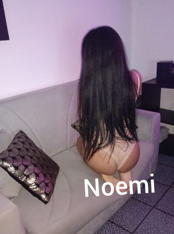 Noemi e Emma, bellissime e giovani ti aspettano per farti vibrare - Foto 2 Tel:3508399687