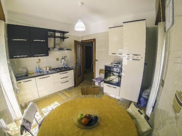 CAMERA con BAGNO BUFALOTTA/ PORTA DI ROMA IN VILLINO INDIPENDENTE - Foto 4