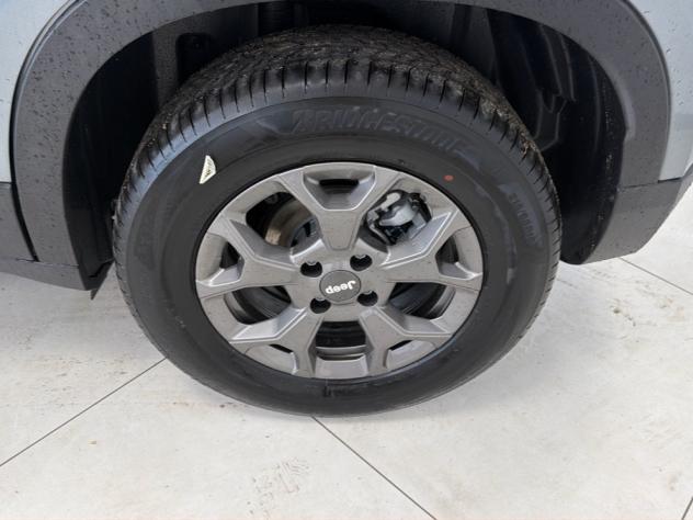 Jeep Avenger E-Hybrid Longitude 1.2 110cv Dct Mhev - Foto 5