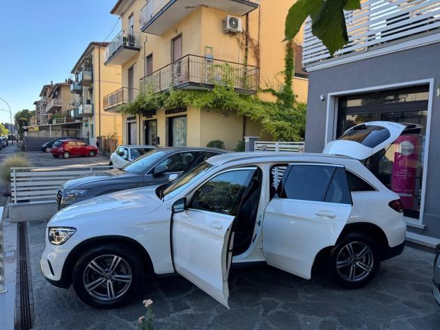 MERCEDES GLC 200 d 4MATIC SPORT - Foto 7