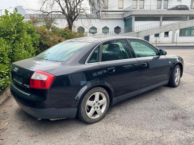 Audi A4 2.5 V6 TDI/180 CV cat quattro - Foto 3