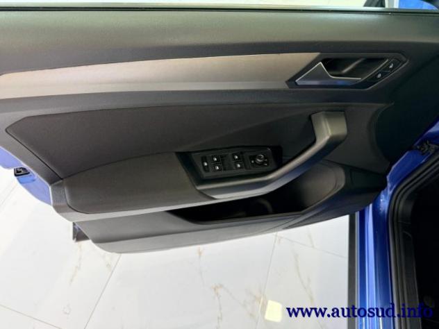 VOLKSWAGEN T-Roc 2.0 TDI SCR Life rif. 24016912 - Foto 9