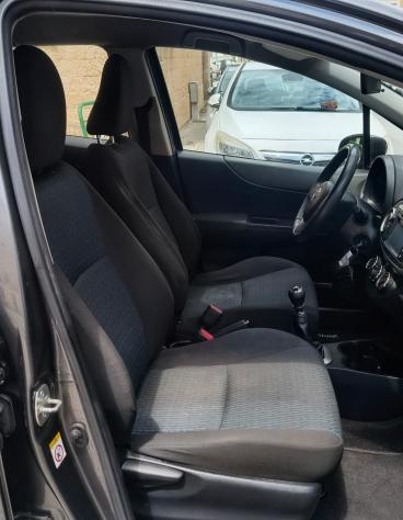Toyota Yaris 1.4 D-4D 5 porte Style - KM 128000 - Foto 9