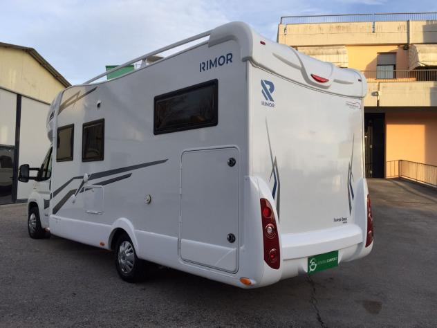 CAMPER RIMOR DUCATO SEMINTEGRALE LETTI GEMELLI BASCULANTE CLIMATIZZATORE FOTOVOLTAICO GENERALI USATO - Foto 3