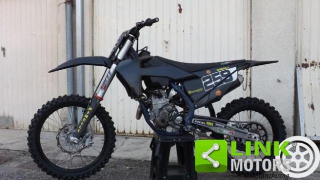HUSQVARNA 350 FC anno 2022 con 26 ore di lavoro