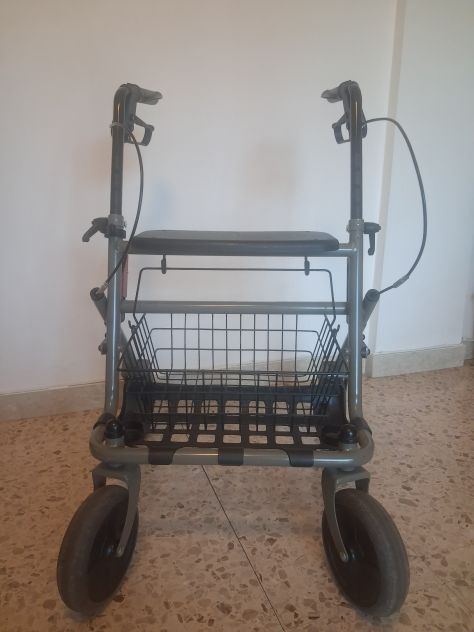 Rollator Deambulatore come nuovo - Foto 2