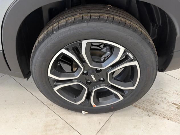 Jeep Avenger E-Hybrid Summit 1.2 110cv Dct Mhev - Foto 4