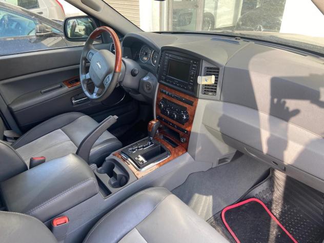 Jeep Grand Cherokee 3.0 V6 CRD Overland - Foto 6