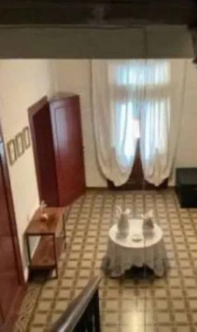 Immobile in asta di 465 m² con più di 5 locali e box auto in vendita a Lonigo - Foto 2
