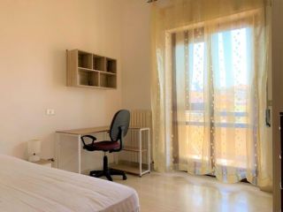 Stanza in appartamento in affitto a Catanzaro
