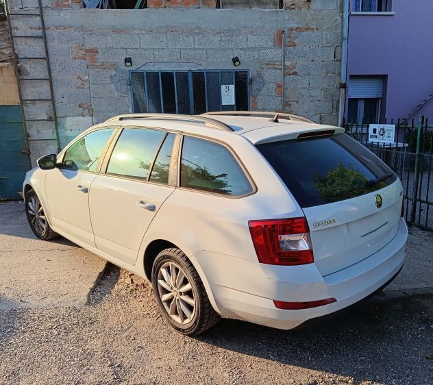 Vendo Skoda Octavia 2000TDi
