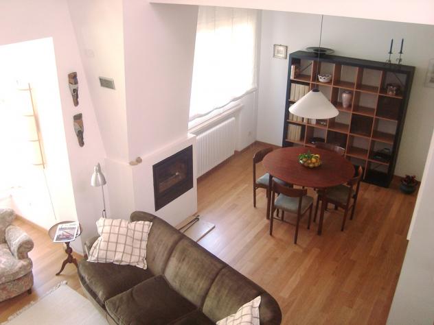 Appartamento al primo piano ed ultimo , con ingresso indipendente . - Foto 9